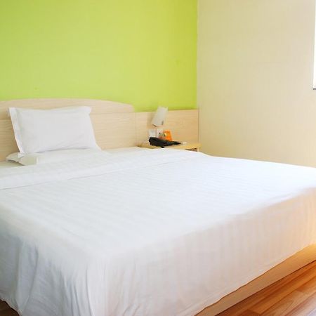 7Days Inn Foshan Shunde Ronggui Xiao Huangpu Buitenkant foto