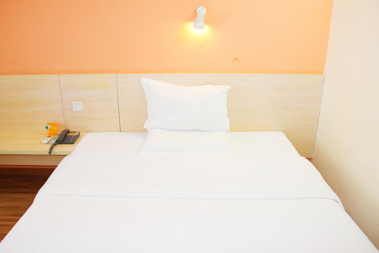 7Days Inn Foshan Shunde Ronggui Xiao Huangpu Buitenkant foto